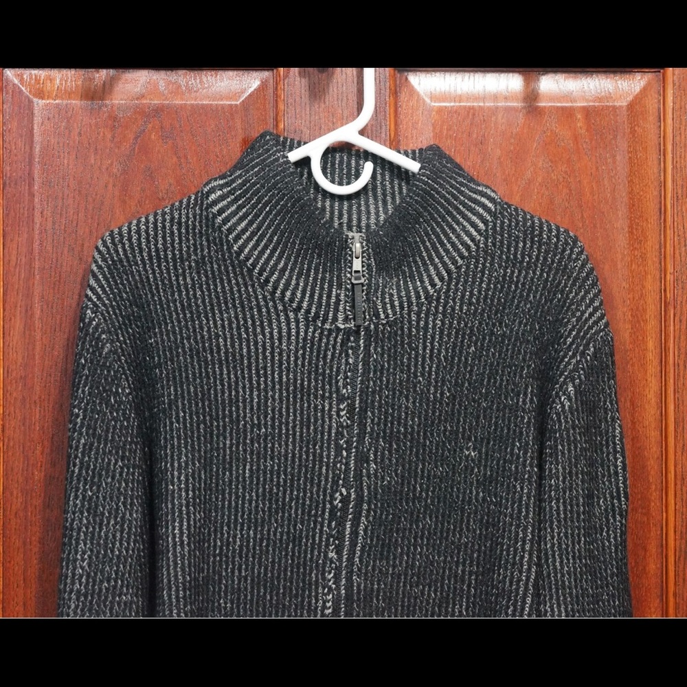 DarkBlack Sweater - Picture 4 of 6